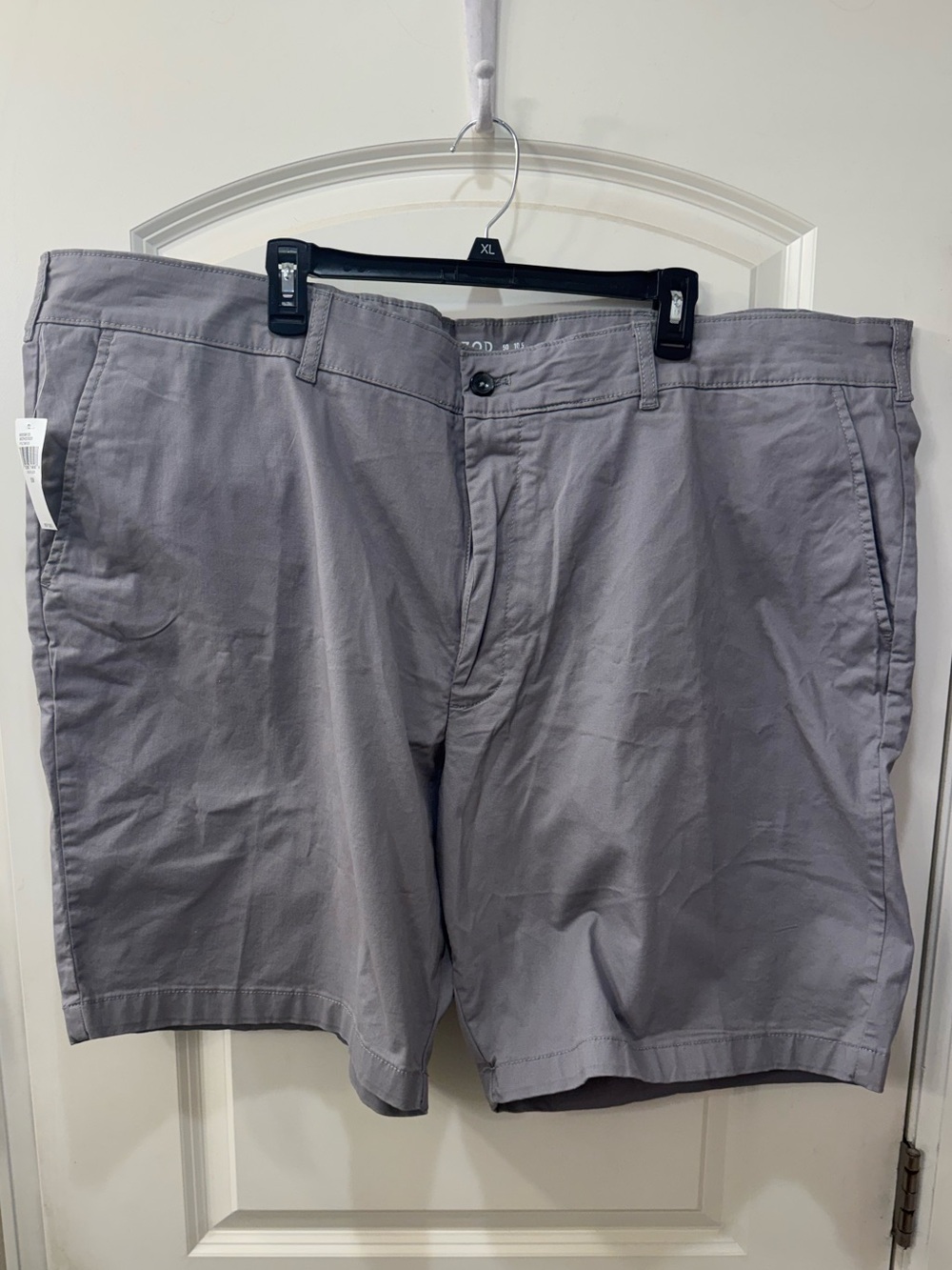 New Izod Mens Saltwater Stretch Chino Shorts Size 50 Khaki Tan 10.5" Inseam NWT